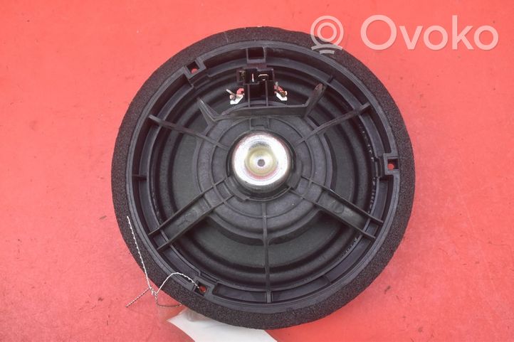 Suzuki Grand Vitara I Subwoofer-bassokaiutin SUZUKI