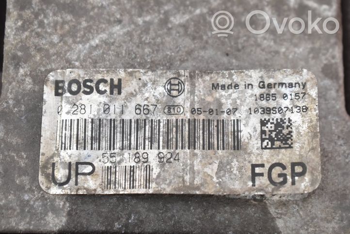 Opel Astra H Relay mounting block 55189924