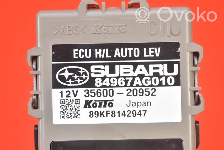 Subaru Outback Boîte à fusibles relais 84967AG010