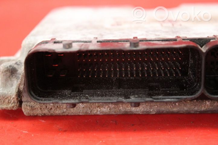 Opel Astra H Relay mounting block 24467018