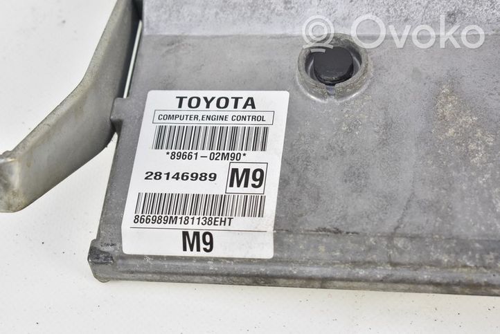 Toyota Corolla E140 E150 Rėlių montavimo blokas 89661-02M90