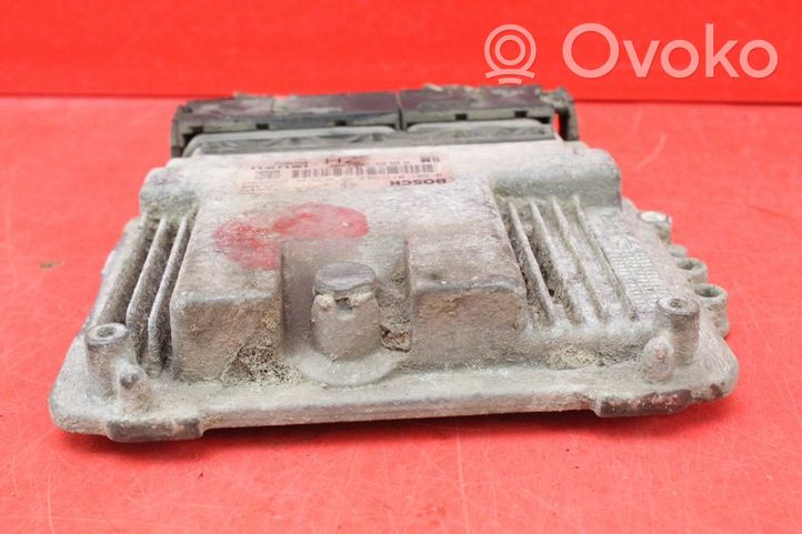 Opel Astra H Relay mounting block 55556829 ZH