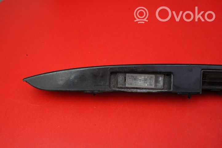 Nissan Note (E11) Lampa oświetlenia tylnej tablicy rejestracyjnej 908109U01A