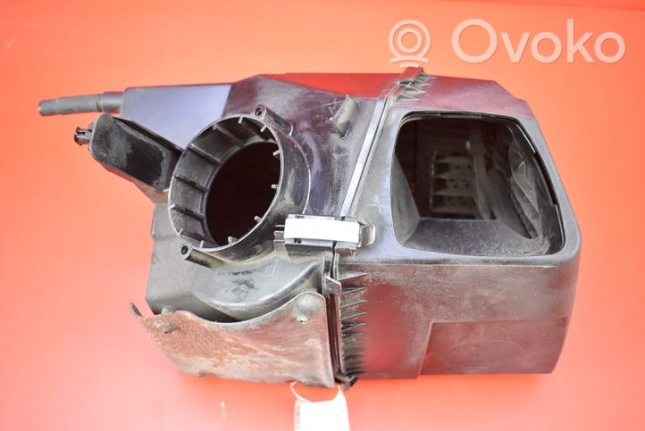 Audi A6 Allroad C6 Boîtier de filtre à air 4F0133835N