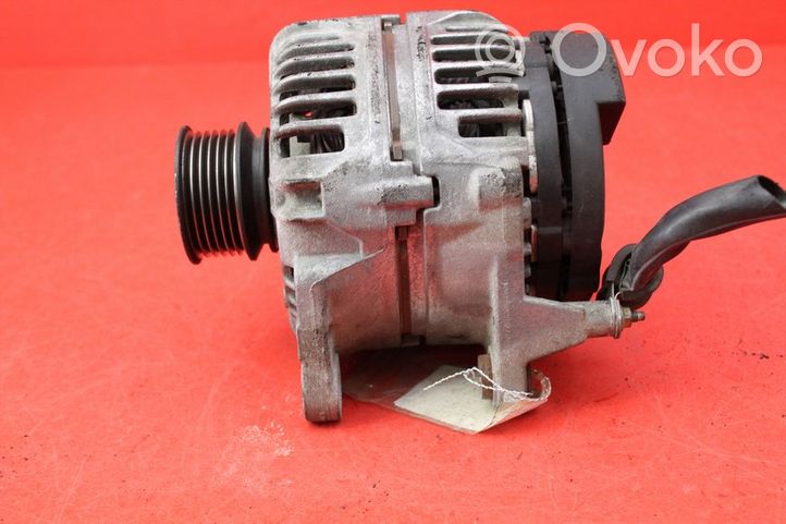 Volkswagen New Beetle Generatore/alternatore 028903028D