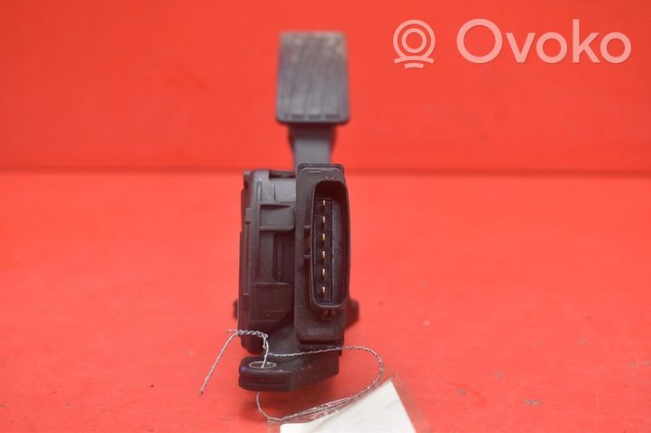 Suzuki Grand Vitara I Accelerator throttle pedal 49400-68L51