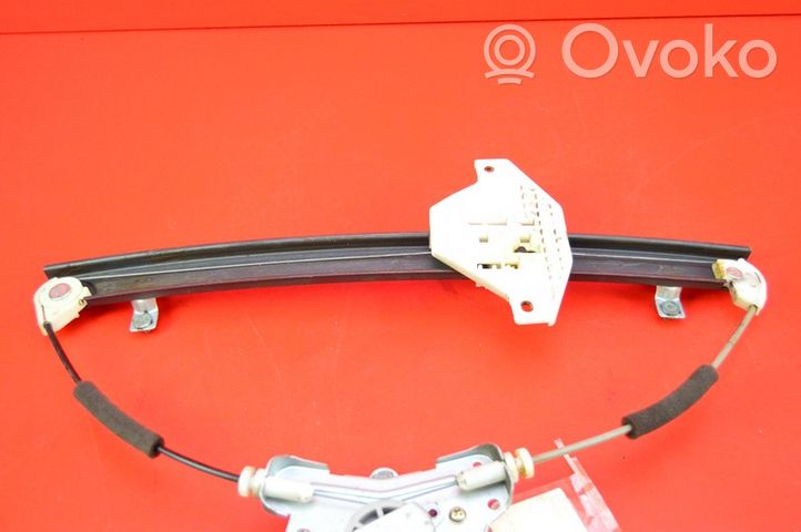 Chevrolet Captiva Regulador de puerta delantera con motor 96627079