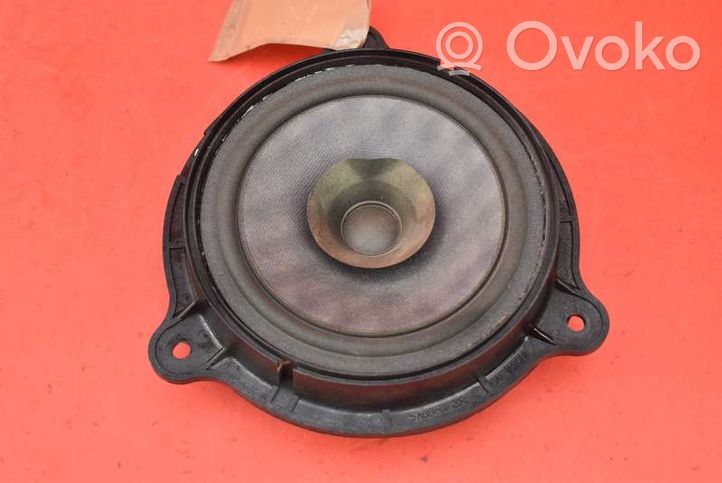 Nissan Maxima Subwoofer-bassokaiutin 090-0101-55