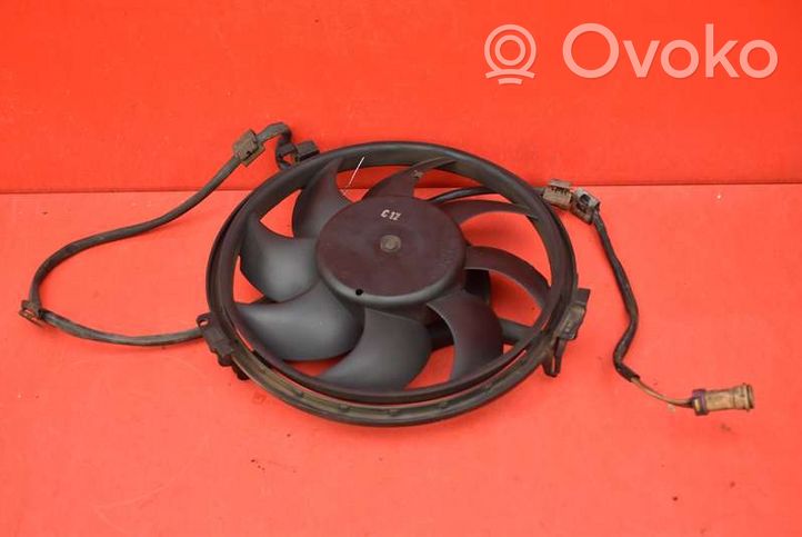 Audi A4 S4 B5 8D Ventilatore di raffreddamento elettrico del radiatore AUDI