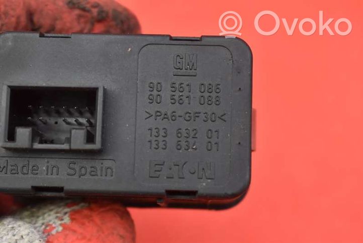 Opel Astra G Electric window control switch 90561086