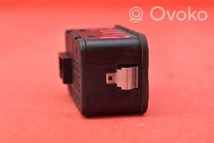 Opel Astra G Electric window control switch 90561086