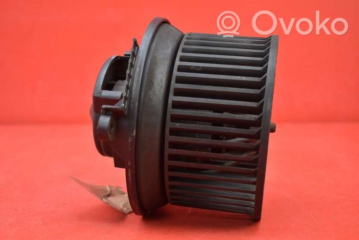 Opel Movano A Pečiuko ventiliatorius/ putikas 133884M