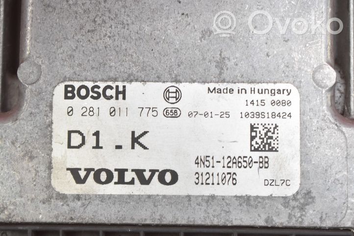 Volvo C30 Unité de commande, module ECU de moteur 31211076