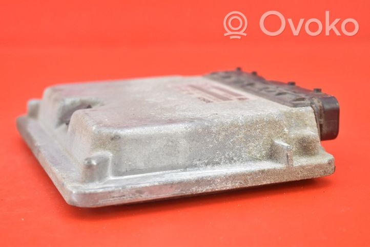 Opel Zafira A Unité de commande, module ECU de moteur 0281010021