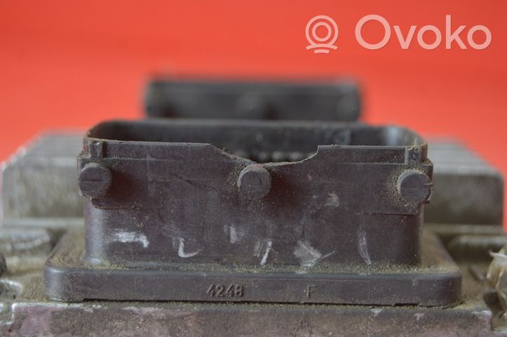 Opel Astra H Komputer / Sterownik ECU silnika 09391899