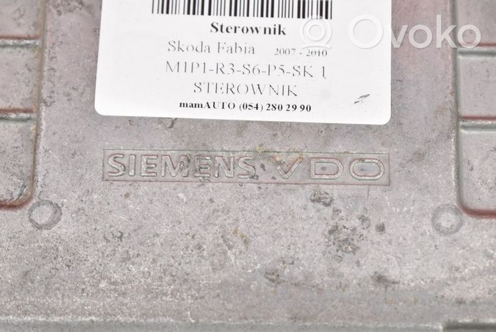 Skoda Fabia Mk2 (5J) Komputer / Sterownik ECU silnika 03D906023