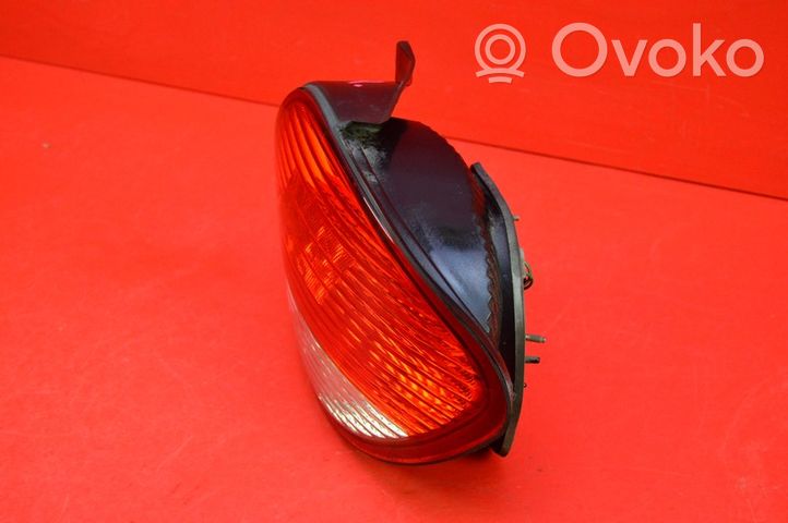 Audi Coupe Lampa tylna 92402-275