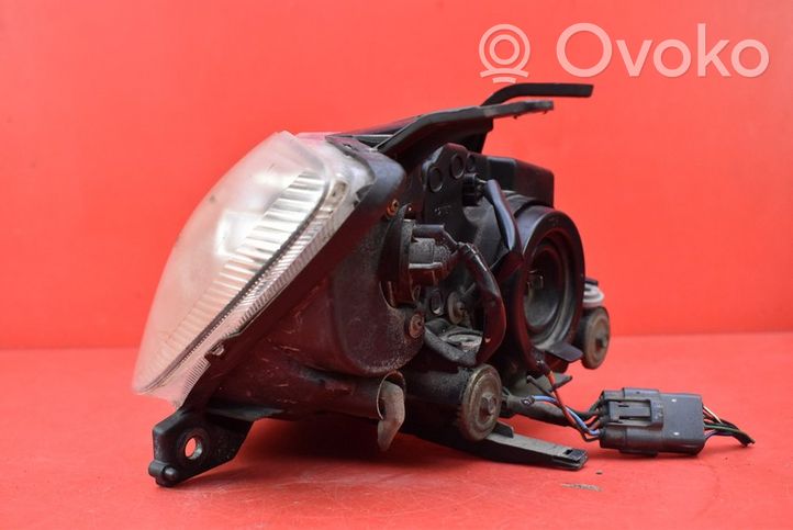 Mazda 323 F Lampa przednia 3M7113W030AF