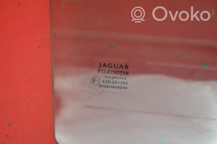 Jaguar XF X250 aizmugurējo durvju stikls JAGUAR