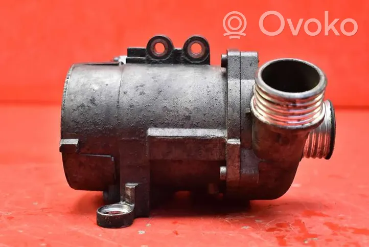 BMW X3 E83 Water pump 70285120