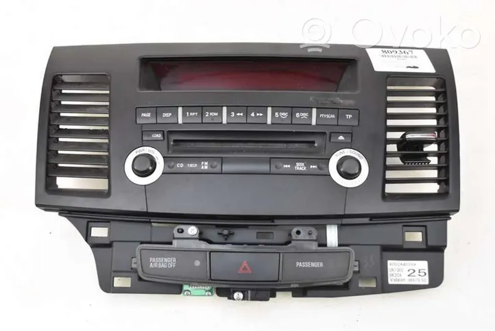Mitsubishi Lancer VIII Radio/CD/DVD/GPS-pääyksikkö 8701A278