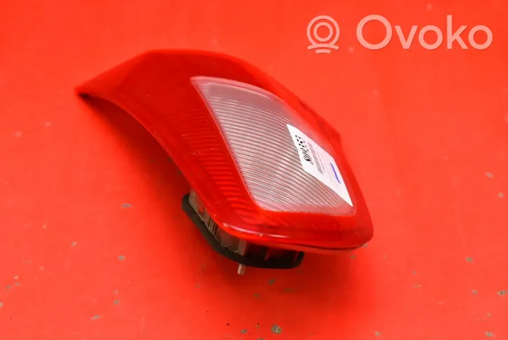 Mitsubishi Lancer VIII Lampa tylna 132-87977