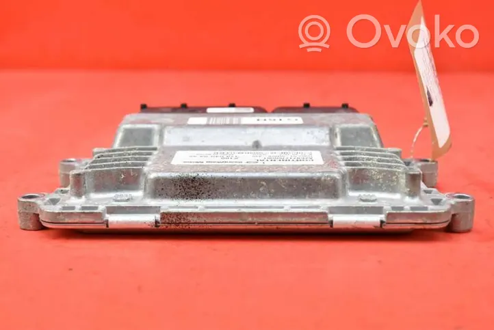 SsangYong Tivoli Komputer / Sterownik ECU silnika 1735400332