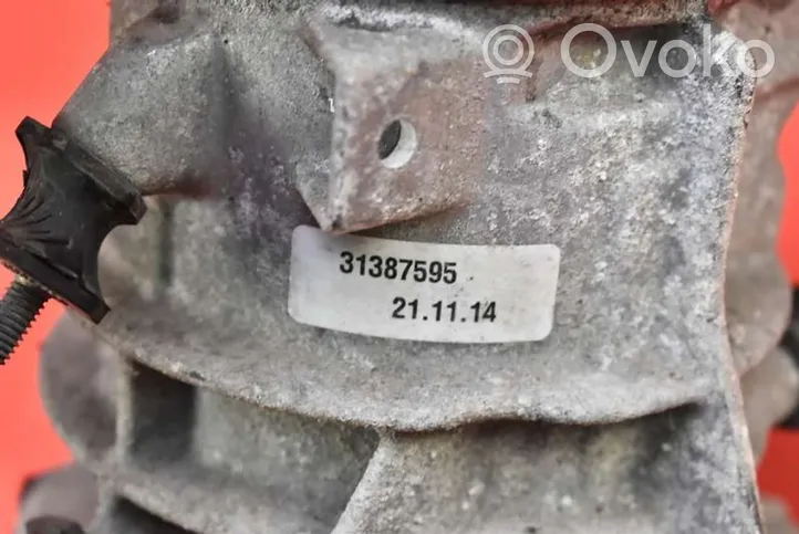Volvo V60 Pompa wspomagania układu kierowniczego 31387595