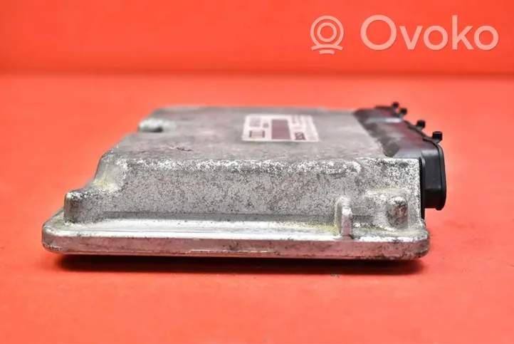 Audi A3 S3 8L Komputer / Sterownik ECU silnika 06A906018C