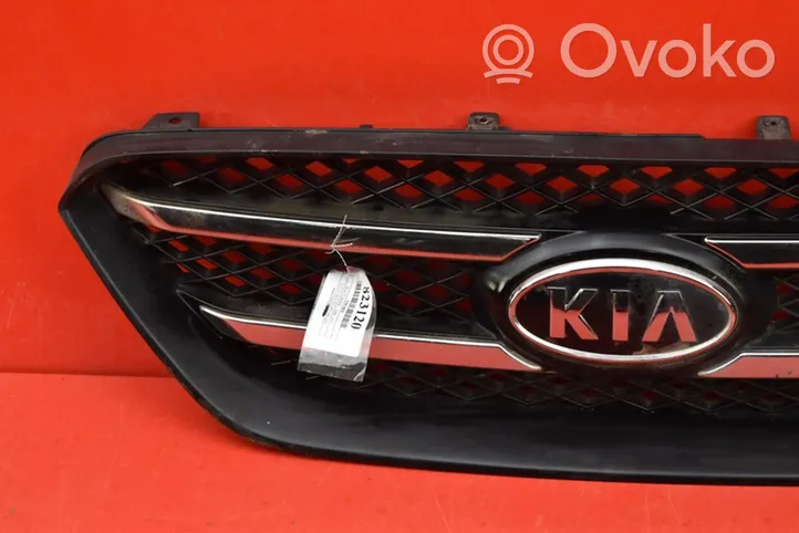 KIA Carens II Atrapa chłodnicy / Grill KIA