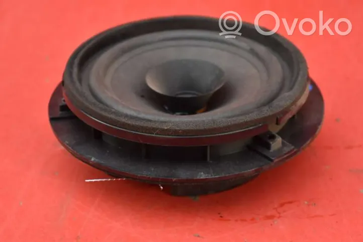 Suzuki Grand Vitara II Subwoofer-bassokaiutin 39102-65J30