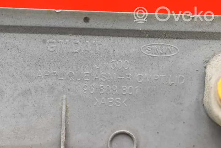 Chevrolet Cruze Lampa oświetlenia tylnej tablicy rejestracyjnej 96888801