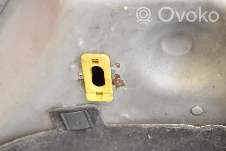 Opel Zafira B Couvercle, capot moteur 