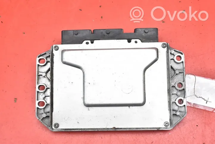 Renault Megane II Komputer / Sterownik ECU silnika 8200387138