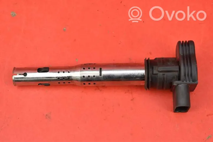 Volkswagen Touran I High voltage ignition coil U5015