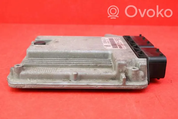 Volkswagen Touran I Unité de commande, module ECU de moteur 03G906016DR