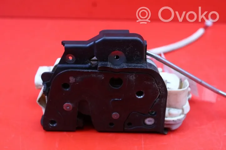 Audi A6 Allroad C5 Front door lock 4F1837015