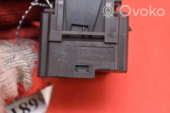 Toyota Avensis T270 Przycisk / Włącznik podgrzewania lusterek TOYOTA