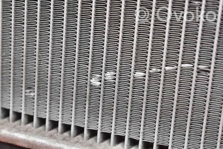 Subaru Forester SG Radiateur de refroidissement SUBARU