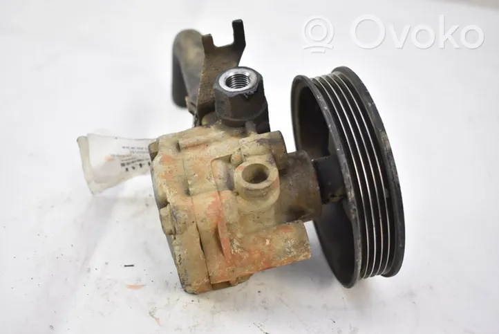 KIA Carnival Power steering pump 