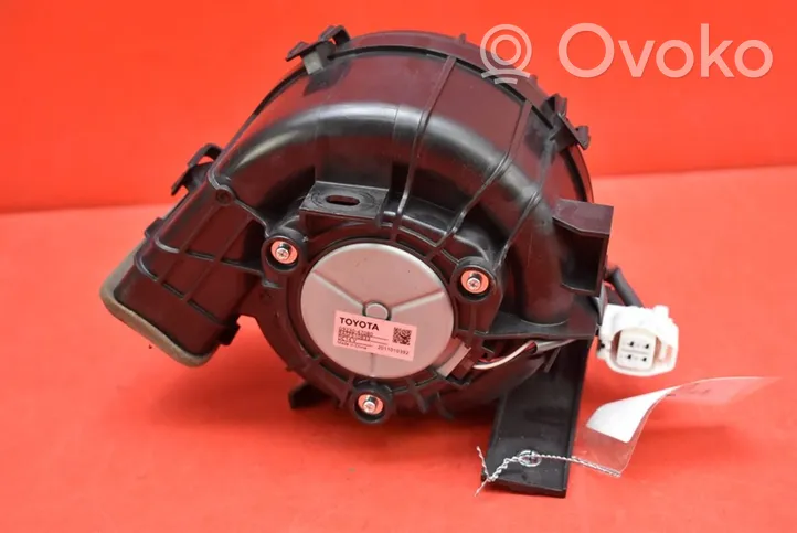 Toyota Corolla E10 Heater fan/blower G9230-47080