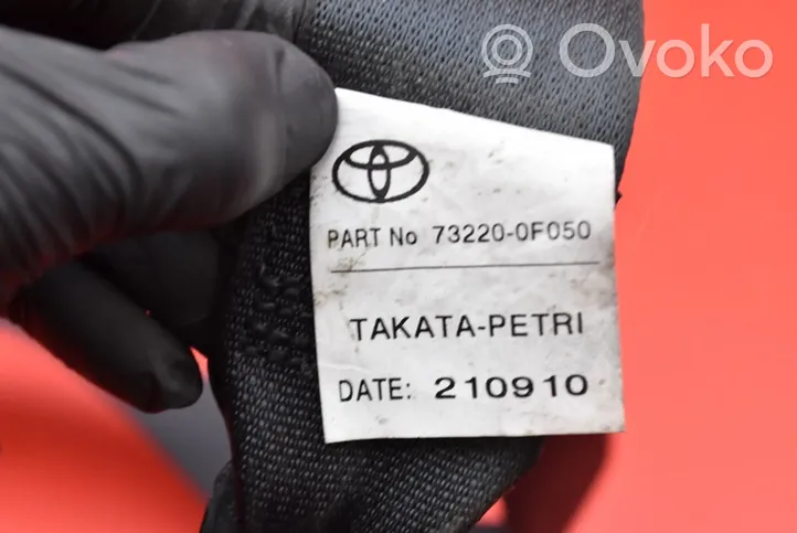 Toyota Corolla Verso E110 Pas bezpieczeństwa fotela przedniego 73220-0F050