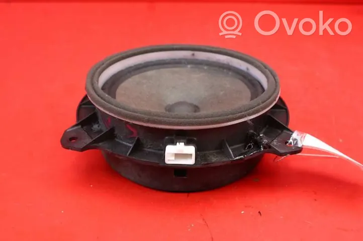 Toyota Corolla Verso E110 Enceinte subwoofer 86160-0D180