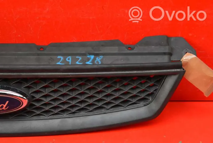Ford Focus C-MAX Front grill 4M518200A