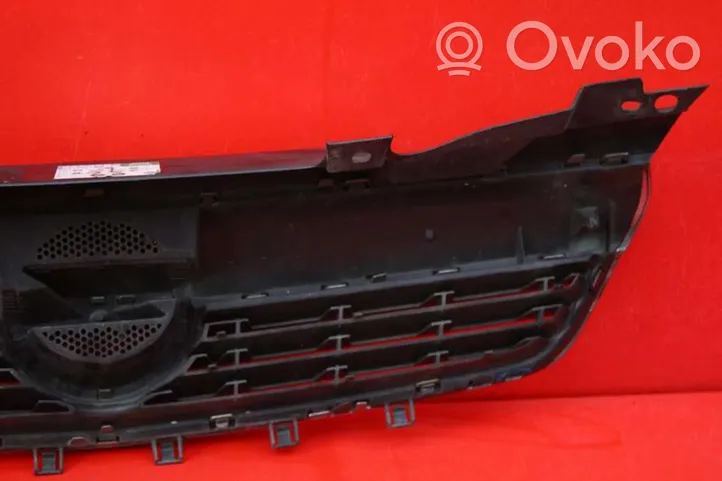 Opel Zafira B Grille de calandre avant 13157590