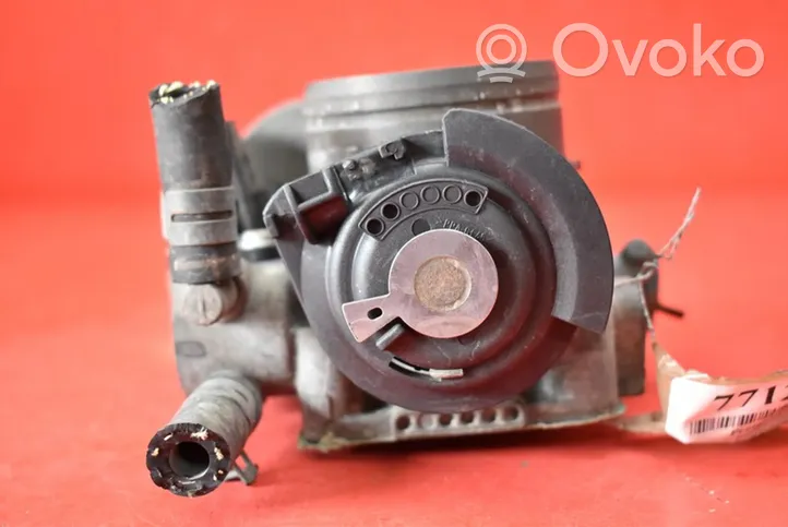 Volkswagen Bora Throttle body valve 06A133066E