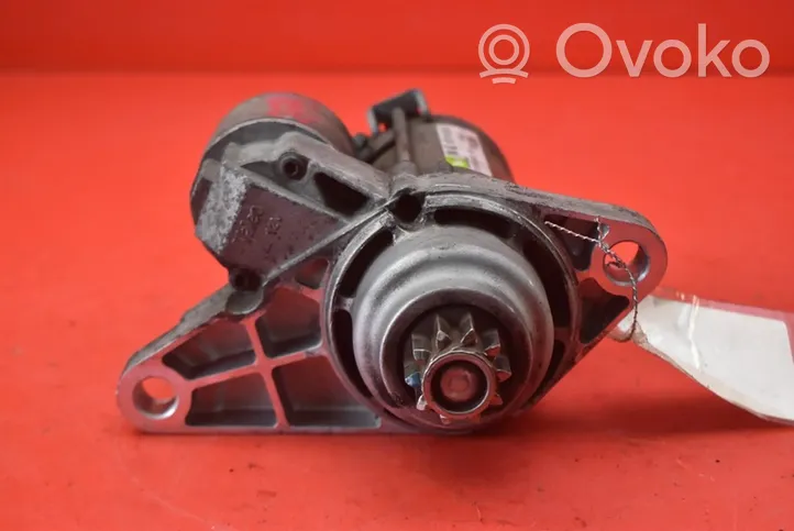 Volkswagen Polo IV 9N3 Starter motor 02T911023S