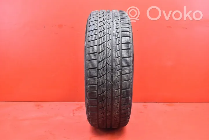 Volkswagen PASSAT B5.5 R17 winter tire FIREMAX