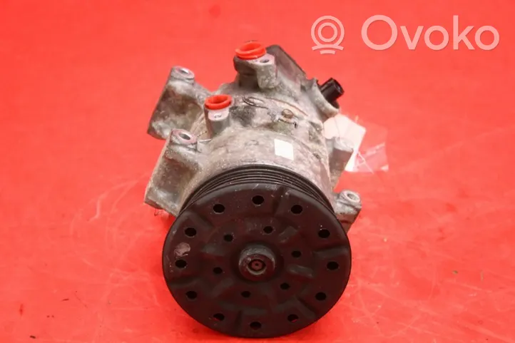 Toyota Corolla Verso E110 Ilmastointilaitteen kompressorin pumppu (A/C) GE447260-1258