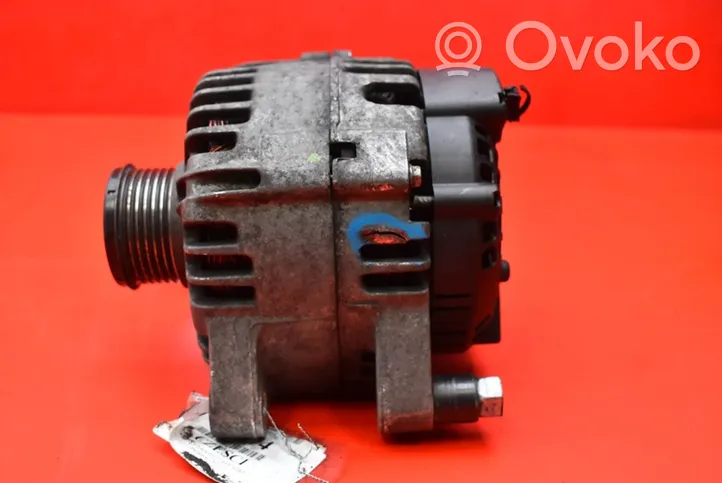 Mercedes-Benz E C207 W207 Generatore/alternatore 9646321780